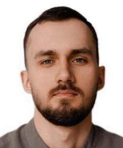 Миасяров Никита Валентинович стоматолог