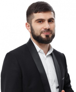Гусейнов Магомед Абакарович стоматолог-хирург